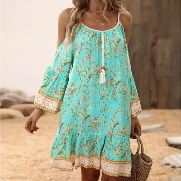 Boho Floral Print Cold Shoulder Flare Sleeve Tassel Tie Dress - Picture 10 of 16
